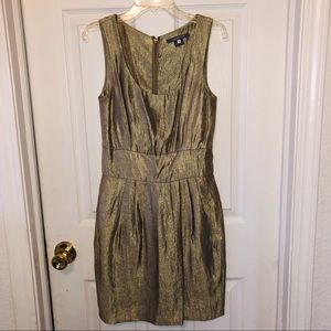 Tegan golden gold shiny sparkly pleated sleeveless pocket mini dress size 2